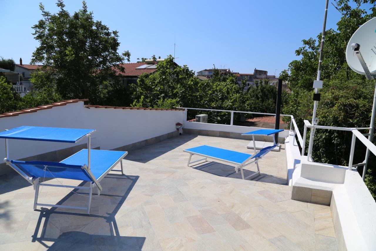 B&B Villa Gemini Сант'Агнело Екстериор снимка