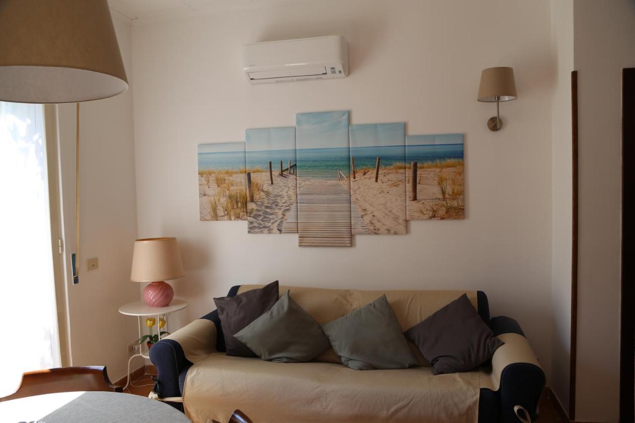 B&B Villa Gemini Сант'Агнело Екстериор снимка